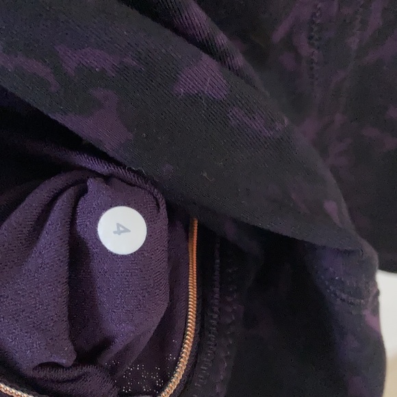 Lululemon Forme Jacket II *Textured - Picture 3 of 7